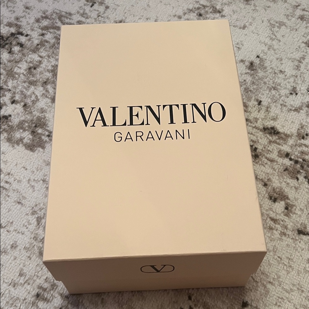 Valentino Garavani Beige Gift Box